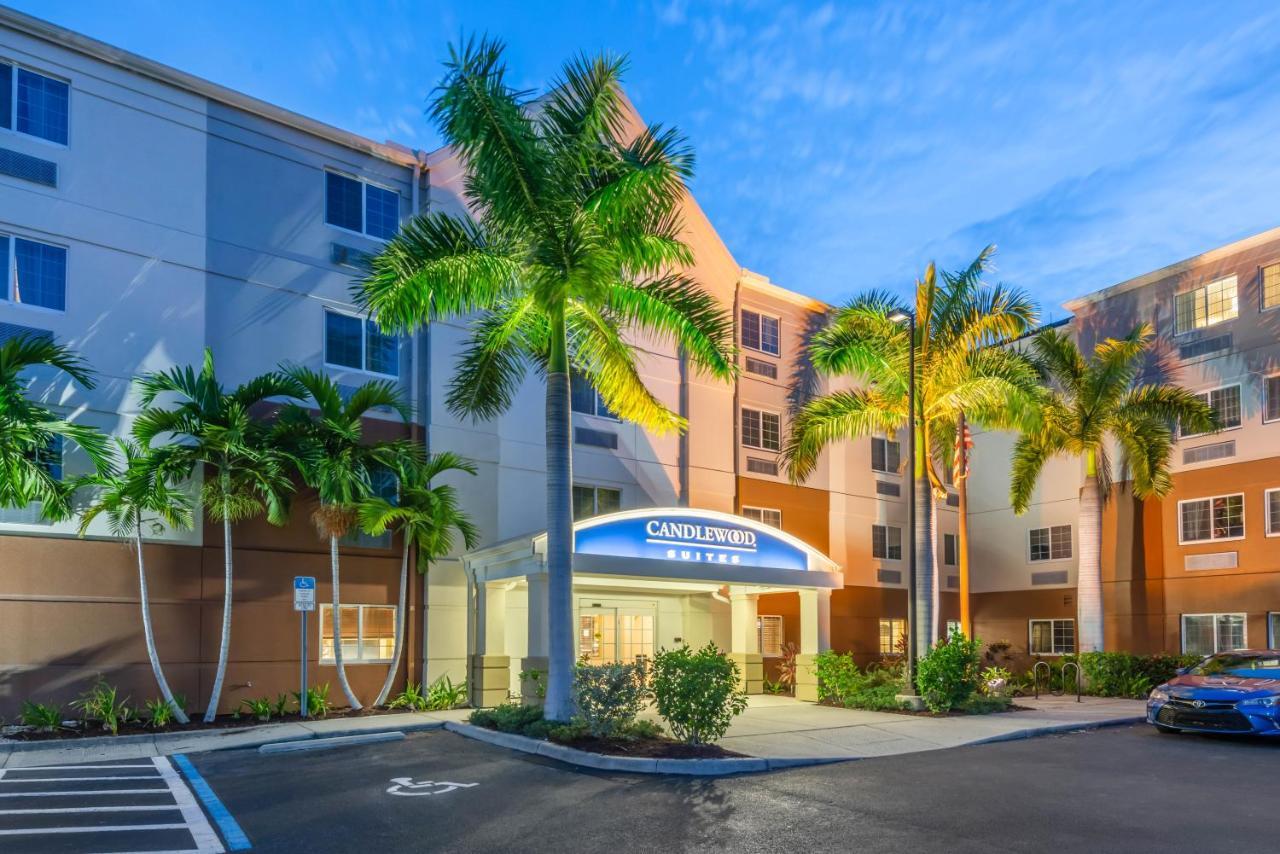 Candlewood Suites Fort Myers Interstate 75 By Ihg Dış mekan fotoğraf