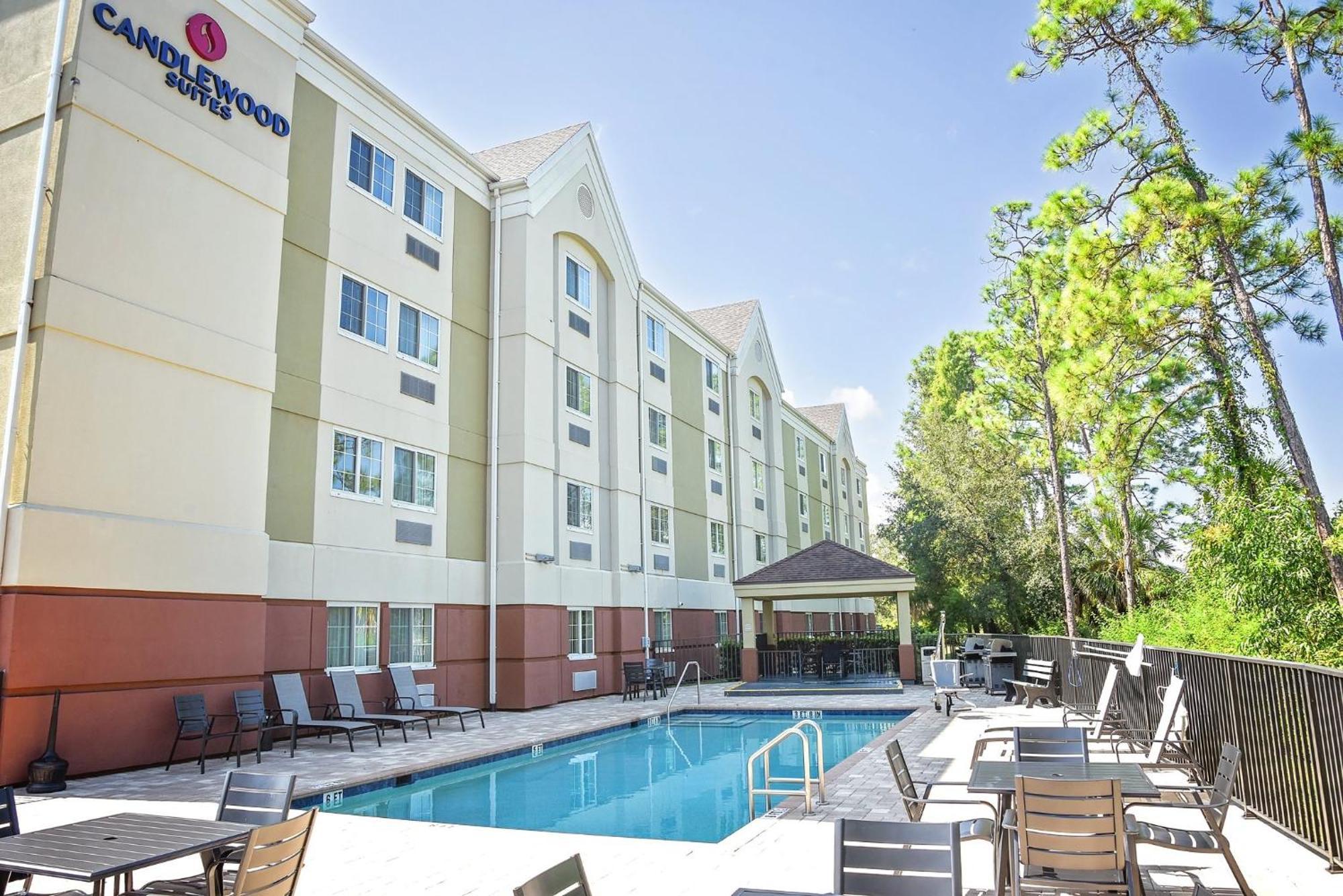 Candlewood Suites Fort Myers Interstate 75 By Ihg Dış mekan fotoğraf